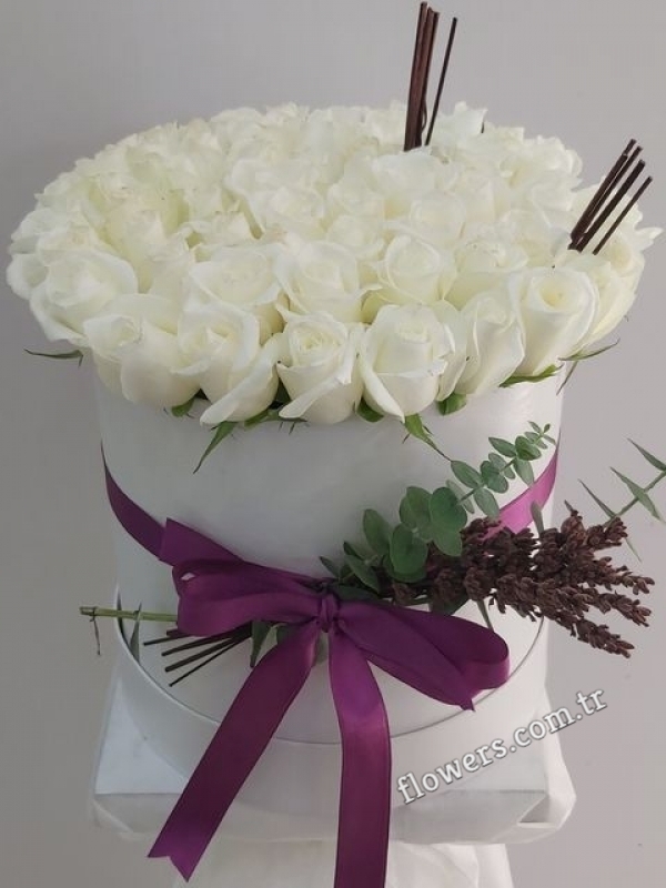 Glossy 41 White Roses In White Box