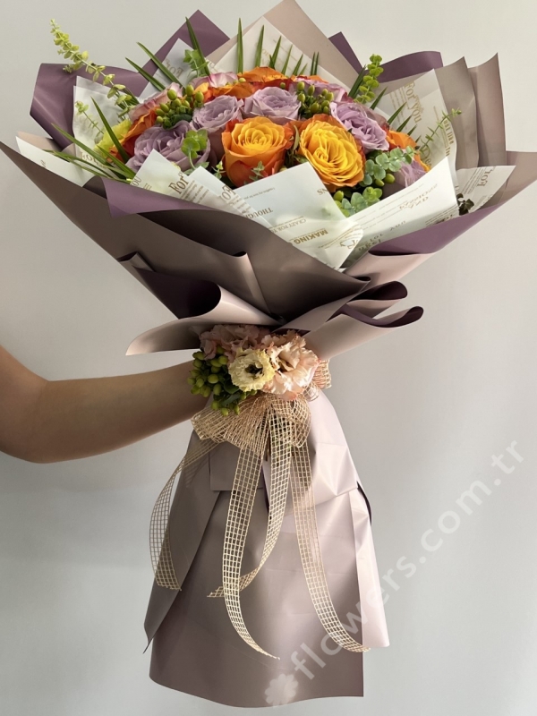 Deluxe Lilac & Orange Rose Bouquet