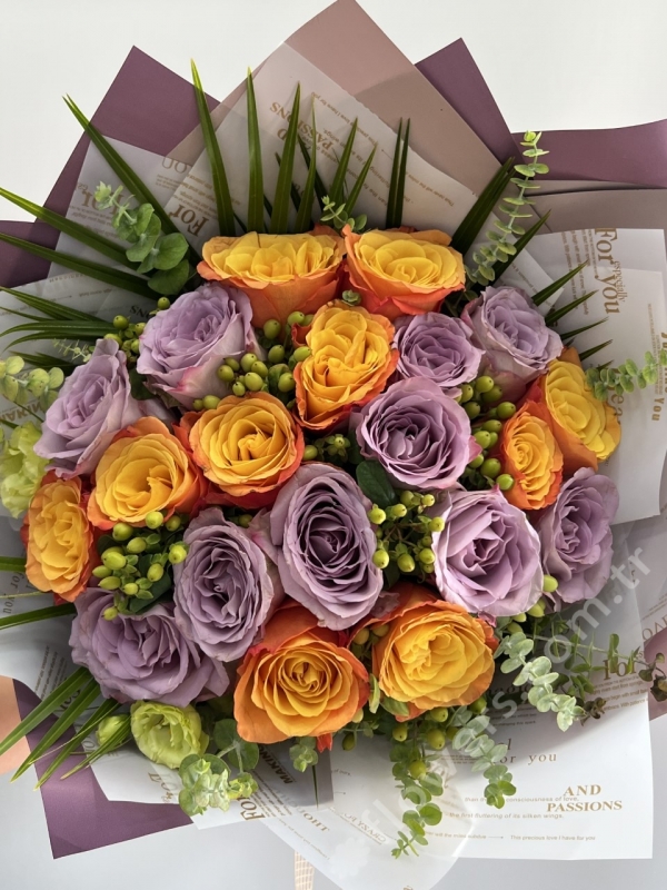 Deluxe Lilac & Orange Rose Bouquet