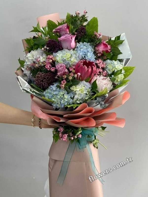 Custom Design Boutique Bouquet