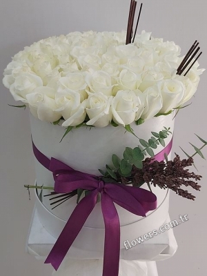 Glossy 41 White Roses In White Box