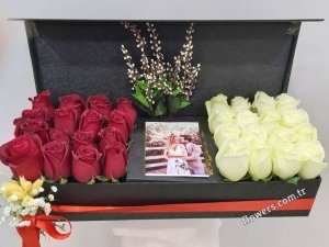 Lovely Red & White Rose Box