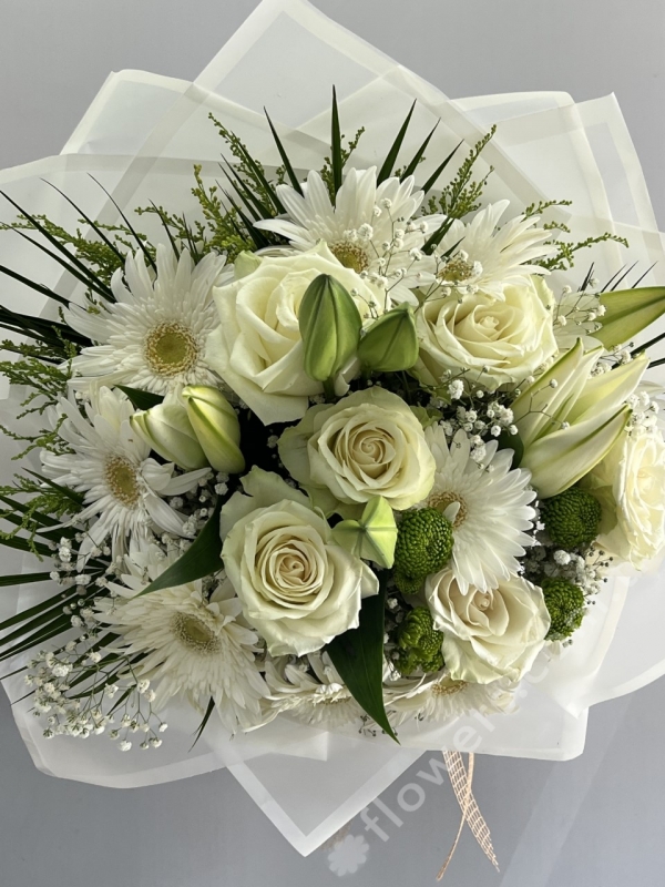 White Lily & Rose Bouquet